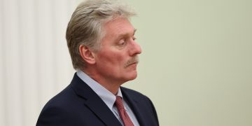 Песков обвинил Запад в подстрекательстве к войне и предупредил о стратегическом провале "коалиции желающих"