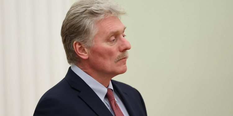 Песков обвинил Запад в подстрекательстве к войне и предупредил о стратегическом провале "коалиции желающих"