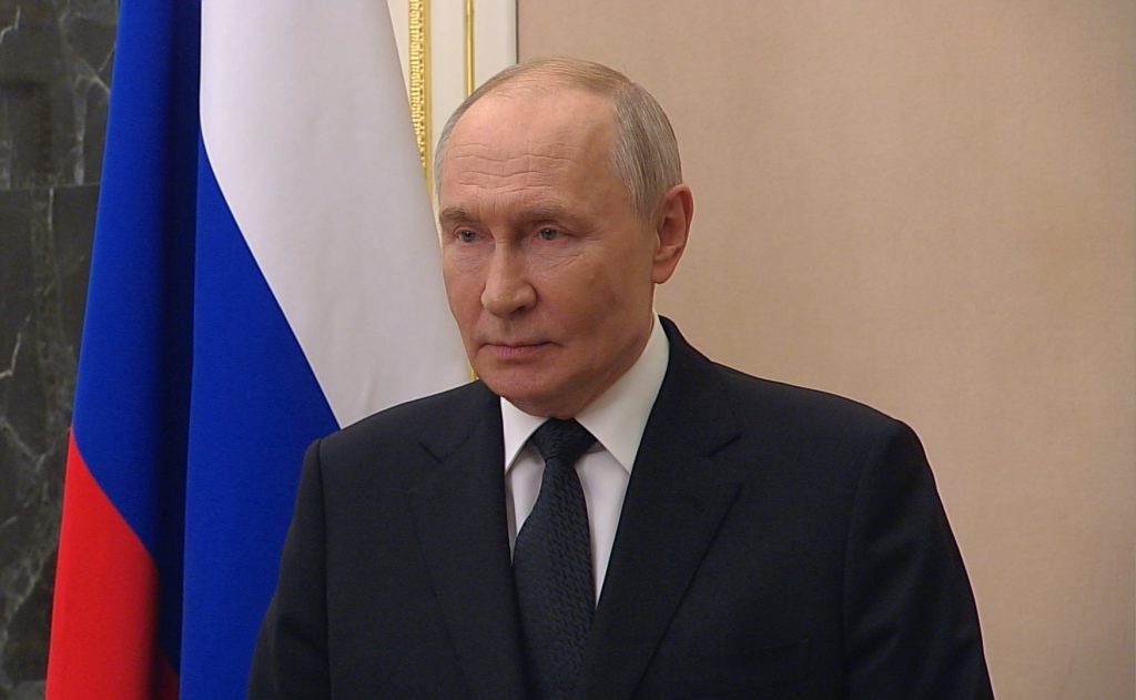 От Ушакова до спецоперации: Владимир Путин воздал должное военным морякам
