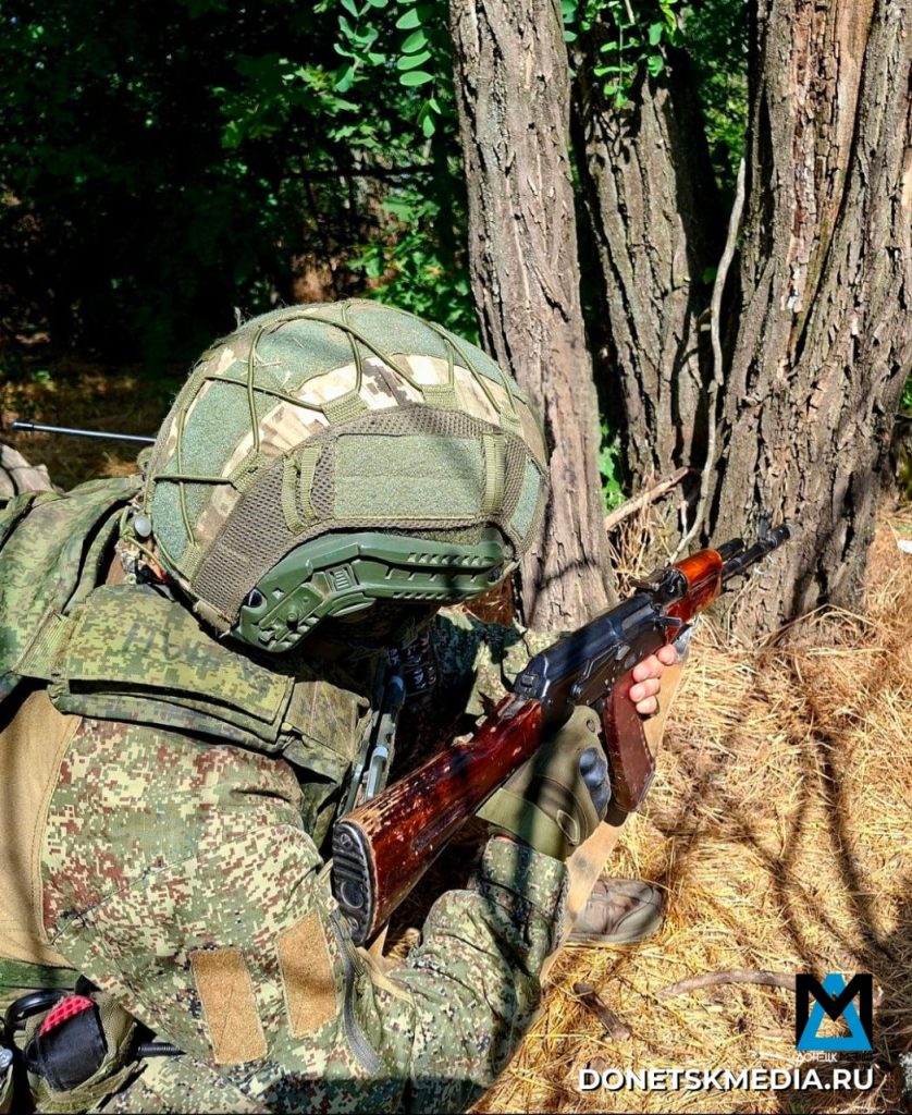 Прорыв к Доброполью: российские войска усиливают натиск под Шевченко и Новопавловкой Прорыв к Доброполью: российские войска усиливают натиск под Шевченко и Новопавловкой