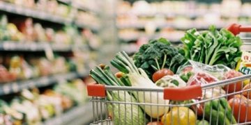 В магазине на Херсонщине продавцы завысили цены на сахар и молоко: виновника наказали В магазине на Херсонщине продавцы завысили цены на сахар и молоко: виновника наказали