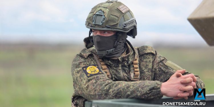 Сын в кадетке и вера в справедливость: молчаливый десантник Малай возвращается на фронт Сын в кадетке и вера в справедливость: молчаливый десантник Малай возвращается на фронт