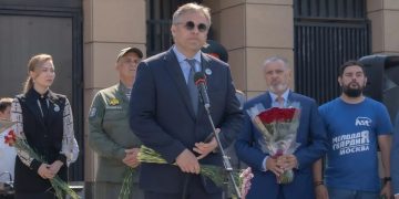 Российский дипломат предрек Европе провал: почему мирные переговоры об Украине откладываются на годы Российский дипломат предрек Европе провал: почему мирные переговоры об Украине откладываются на годы