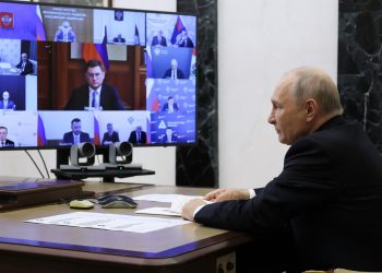 Новые срочные меры России по топливу: Новак дал поручение нефтяникам и министерствам
