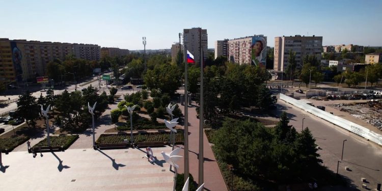Большой ремонт: в освобожденных регионах обновили более 700 многоэтажек и социальные объекты
