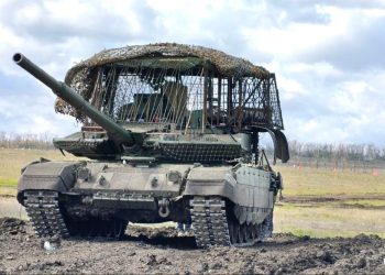 Гражданский автобус под ударом дрона в Херсонской области: погибла член избирательной комиссии